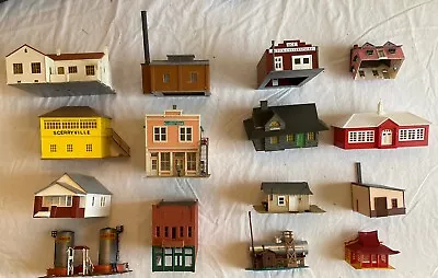 Used HO Small Plastic Buildings • $5