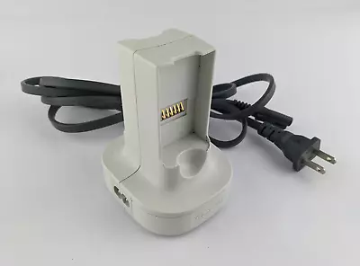 Microsoft XBOX 360 White Dual Quick Charge Kit Dock Station • $13.08