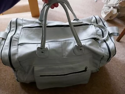 Vintage GREY HOLDALL Soft Genuine LEATHER  Weekend / Gym/ Travel Bag • £30