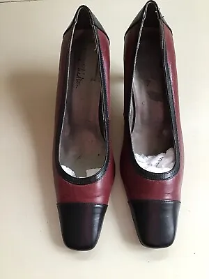 Jane Shilton Black And Burgundy Leather Shoes - Size 40 • £14.99