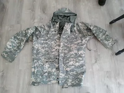 US Military Digital Camouflage Goretex Cold Weather Parka Medium Regular Jacket  • $39.99