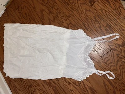 $5 • Buy Vtg Seamprufe Sm/Med White Nylon Tie Back Lace Bust Full Slip Dress Lingerie USA