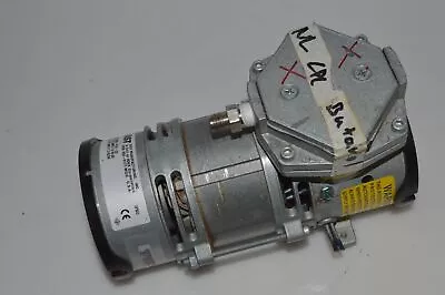 $48.75 • Buy ^^ Gast Vacuum Pump  Moa-p101-cd 220/230 Amps For Parts & Repair Only(nyr26)