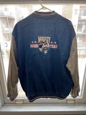 $80 • Buy Vintage 90s Disney Mickey Rodeo Team Bomber Jacket Size XL