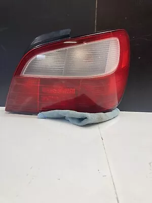 👌 2002-2003 Subaru Impreza OEM Right Passenger Side Tail Light • $53.88