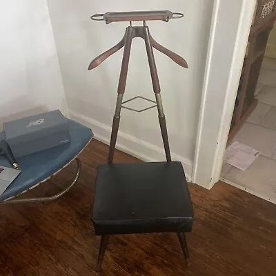 Vintage Mid Century Gentlemans Butler Chair Grooms Chair Wardrobe • $125