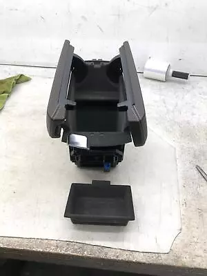 2016-2019 Mercedes Gle 400 Oem W166 Brown Letherette Center Console Arm Rest • $175.84