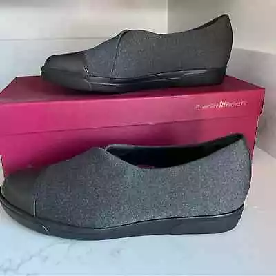 New Munro Plum Gray Stretch Fabric Shoes Women's Size 7.5M • $40