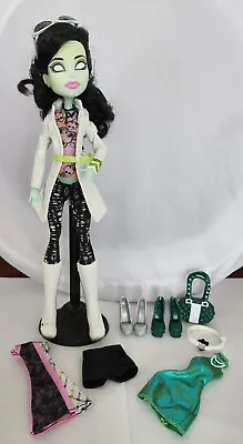 Monster High I Love Fashion Scarah Screams Toys R Us Exclusive! 2013 • $79.99