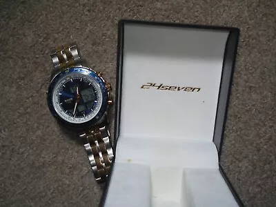 Accurist Mens Skymaster Stainless Steel Two Tone  Chronograph Watch Mb1148 • £45