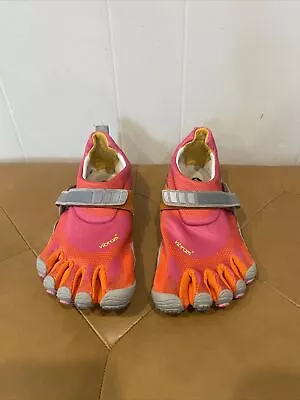 Vibram Five Finger Komodo Sport Shoes Womens Size 39 Pink Orange Barefoot 8/8.5 • $39