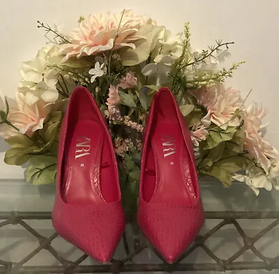 $38.99 • Buy Zara Size 8 Pink Animal Print High Heeled Shoe Ref 5240/001