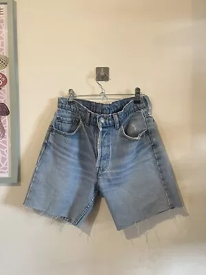 Vintage Levi’s Denim Shorts W25 • £30