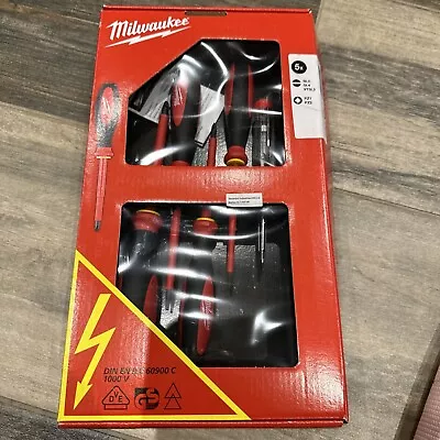 £14 • Buy Milwaukee 5 Piece Screwdriver Set