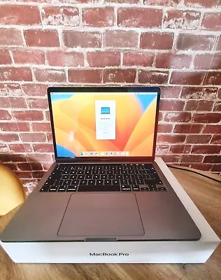 Apple MacBook Pro 13  (256GB SSD Intel Core I5 8GB DDR4). Quick Sale • £310