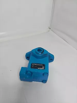 Eaton Vickers Hydraulics Pump  V10 1P2S 0B20 024 • $299.99