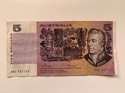 1976 Australia $5 Dollar Banknote – Serial – Nne 487150 • $25