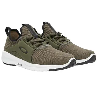 Oakley Footwear Trainers Adult Dry New Dark Brush UK8.5/US9.5 • £78.99