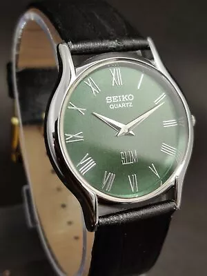 Seiko Slim Quartz Japanese GREEN FACE DIAL Wrist Watch For Men's SQ58 • £19.02