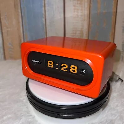 VINTAGE SANKYO Flip Alarm Clock 601Z Space Age 50Hz 60Hz Japan Mid Century • $85.99