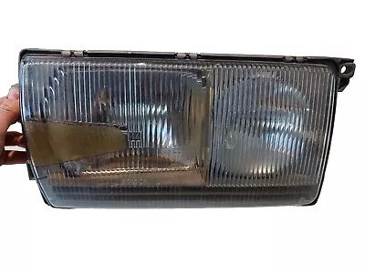 Mercedes-Benz W123 Headlight Right OSF 1305235051 • $49.77