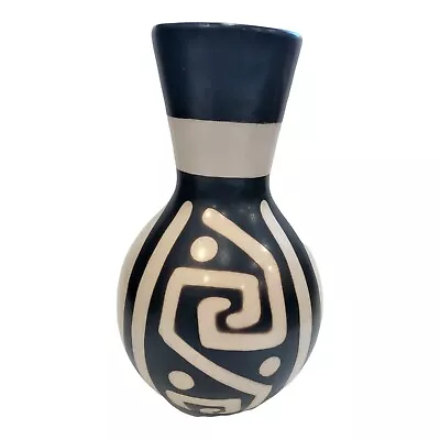 Peru Pottery Vase Black White Geometric Abstract Pattern • $20.35