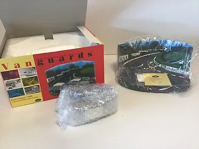 Vanguards RD 1002 Ford Classic 109E Brands Hatch Diorama Limited Edition 1:43 • £50