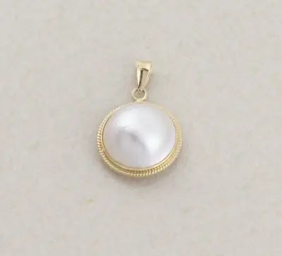 Pendant Only 14k Yellow Gold Freshwater Mabe Pearl Pendant • $280.50