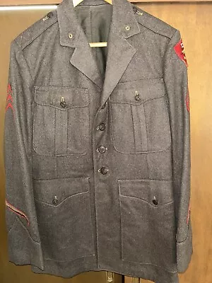 VINTAGE WWII WW2 US Marine Corps USMC Jacket Uniform Buttons IDENTIFIED  • $85