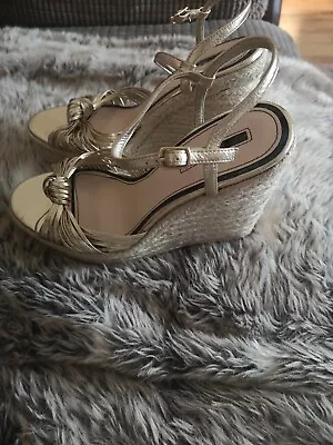 Ladies UK 7 Miss Selfridge Gold Wedge Knot Strap Sandals • £32.50