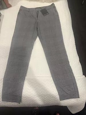 BNWT Decjuba Women’s Pants Size 8   • $19.99