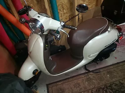 Honda Metropolitan Scooter • $1800