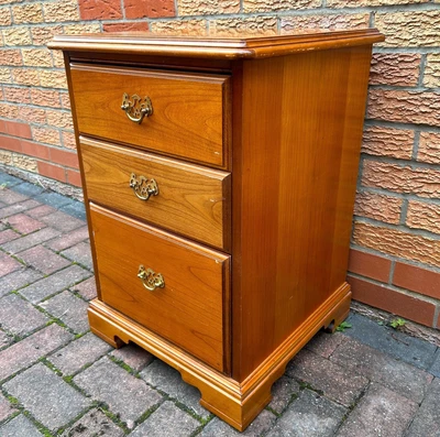 £129.99 • Buy Younger Furniture Teak Wood Bedside Table Cabinet Chest Solid Hardwood Wooden