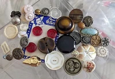 Misc Lot Of Vintage Buttons • $9.95
