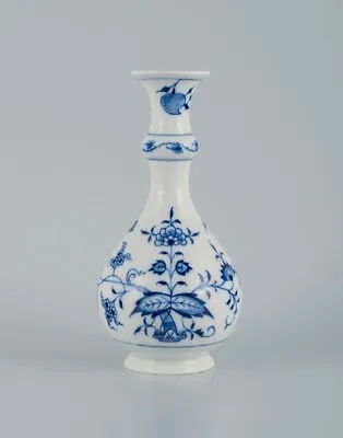 Meissen Germany. Blue Onion Pattern Vase. Mid-20th Century. • $270