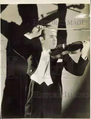 1935 Press Photo Violinist David Rubinoff To Perform On The Orpheum Stage • $15.88