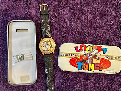 Looney Tunes Armitron Quartz Watch In Tin - Bugs Bunny Sylvester Daffy Duck • $35