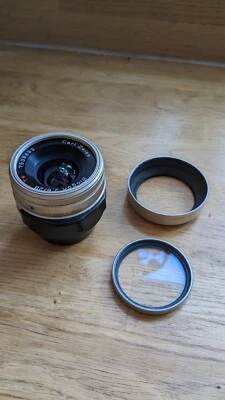 £340 • Buy Contax Carl Zeiss Biogon T* 28mm F2.8 Wide Angle Lens With Hood, Filter & Pouch