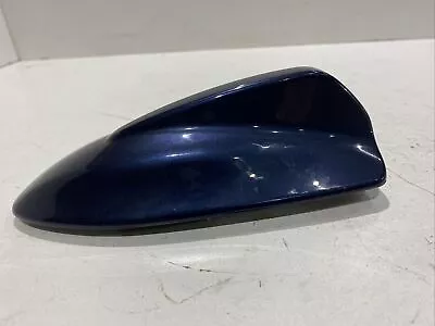 2013 Volvo V40 1.6d 6sp Man Shark Fin Roof Antenna Cover 39865856 • $24.87