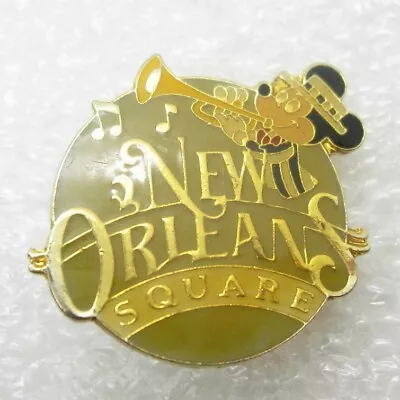 Vintage Mickey Mouse New Orleans Square Lapel Pin (A337) • $5.49