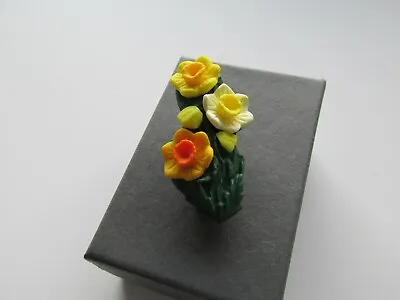 Handmade Yellow Spring Daffodil Brooch Pin - Marie Curie Donation Charity - UK 1 • £4.99