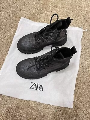 Zara Girls Boots Size 30 Us 13 • $15