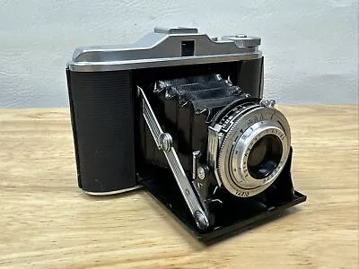 Vintage Agfa Isolette V Camera Made IN Germany • $24.99