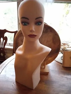 Stunning 21 Inch Tall Mannequin With Makeup Head And Shoulders • $20