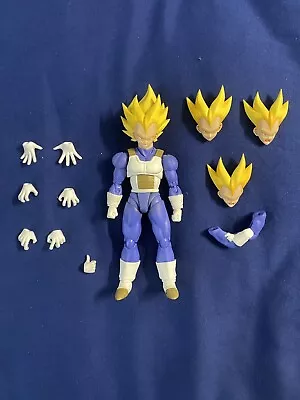 SH FIGUARTS Dragon Ball Z Super Saiyan Vegeta 2.0 NO BOX COMPLETE AUTHENTIC • $50