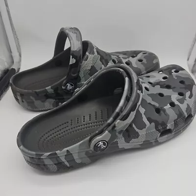 CROCS UNISEX 206454-OIE CLASSIC PRINTED CAMO CLOG GREY SIZE MEN’S 9 Women's 11 • $20