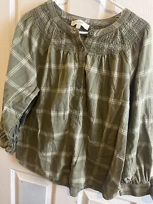 Loft Green Plaid Smocked Henley 3/4 Sleeve Blouse Size Medium • $16.75