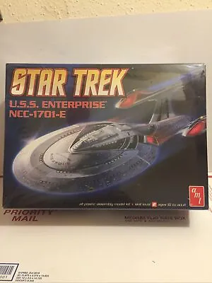 $49.95 • Buy ​Star Trek USS Enterprise NCC-1701-E 1/1400 Scale AMT Model Kit