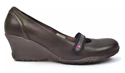 Merrell Petunia Women's Shoes Slip-on Wedge Performance Espresso Size 8 M • $37.62