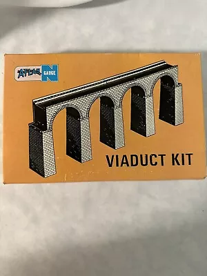 VIADUCT BRIDGE Building Kit By ATLAS.  New In Box • $10